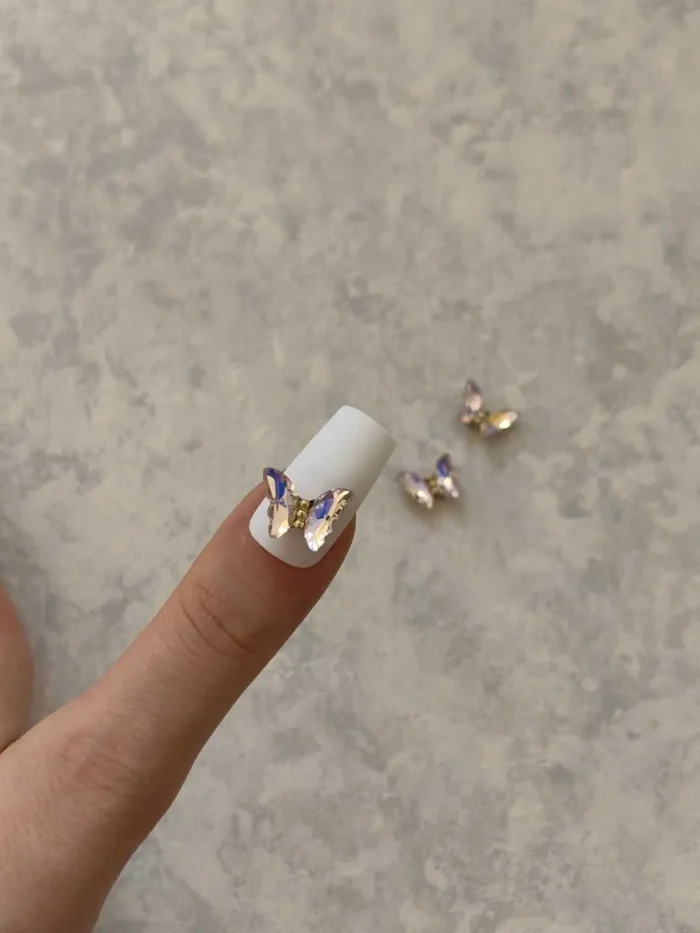 استیکر برجسته ناخن راسا طرح پروانه شیشه ای