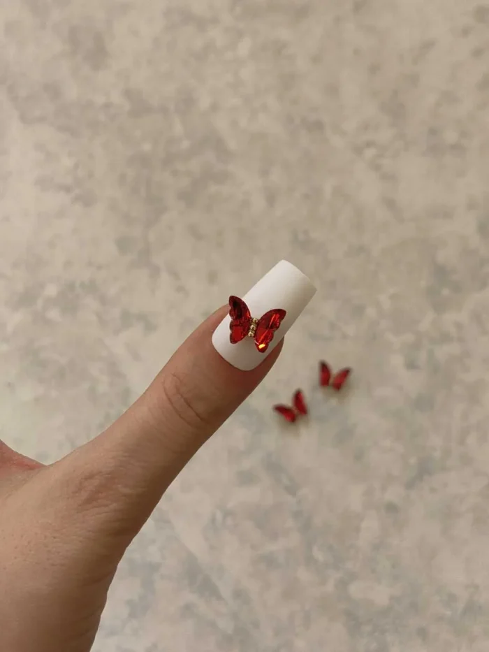 استیکر برجسته ناخن راسا طرح پروانه رنگ قرمز