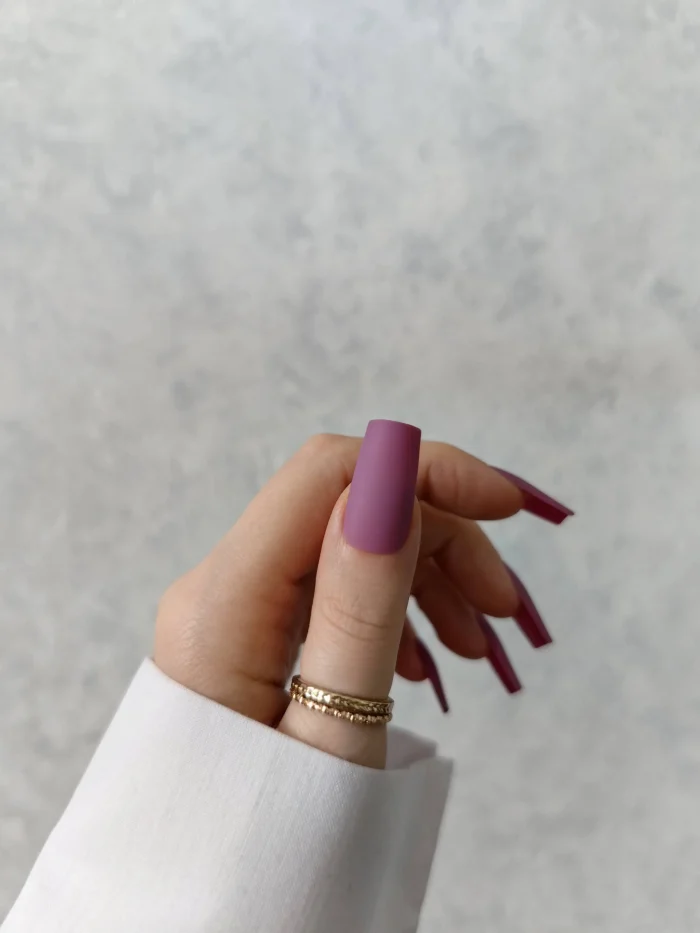 ناخن مصنوعی رنگی ساده راسا رنگ بنفش فرم مربع