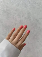 ناخن مصنوعی رنگی ساده راسا رنگ صورتی فرم مربع گرد کوتاه