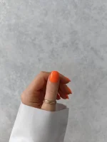 ناخن مصنوعی رنگی ساده راسا رنگ نارنجی فرم مربع گرد کوتاه