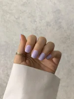 ناخن مصنوعی رنگی ساده راسا رنگ یاسی فرم مربع گرد کوتاه