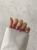 ناخن مصنوعی رنگی ساده راسا رنگ بنفش فرم مربع گرد کوتاه