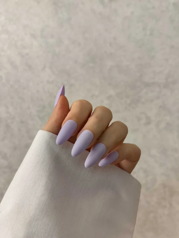 ناخن مصنوعی رنگی ساده راسا رنگ یاسی فرم بادامی مات