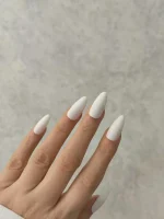 ناخن مصنوعی رنگی ساده راسا رنگ سفید فرم بادامی مات