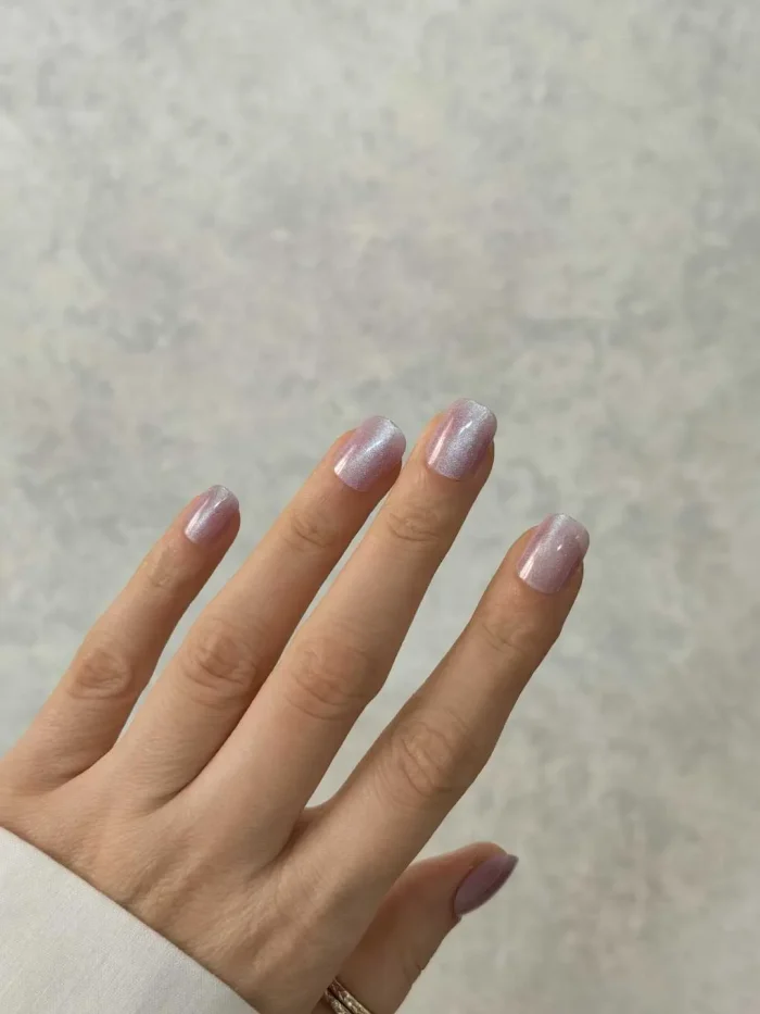 ناخن مصنوعی راسا مدل یاسی نقره ای کهکشانی فرم مربع گرد کوتاه کد RSK1019