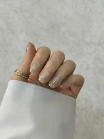 ناخن مصنوعی راسا مدل کرم نقره ای کهکشانی فرم مربع گرد کوتاه کد RSK1021