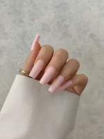 ناخن مصنوعی رنگی ساده راسا رنگ صورتی روشن فرم مربع براق