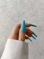 ناخن مصنوعی رنگی ساده راسا رنگ ابی فرم گلدانی بلند مات