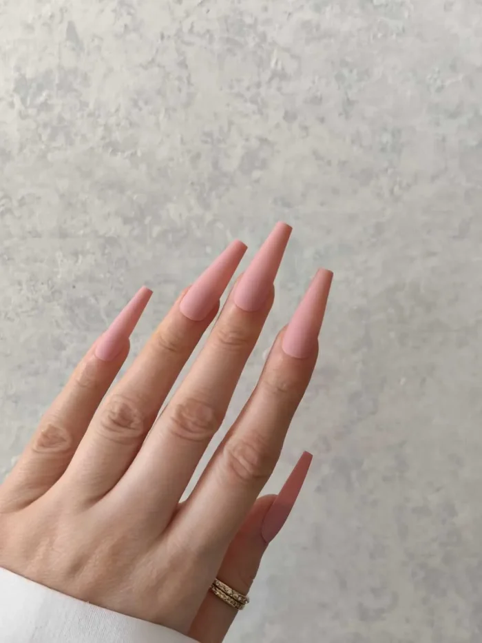 ناخن مصنوعی رنگی ساده راسا رنگ صورتی روشن گلدانی بلند مات