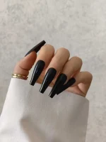 ناخن مصنوعی رنگی ساده راسا رنگ مشکی گلدانی بلند براق