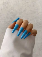 ناخن مصنوعی رنگی ساده راسا رنگ آبی پررنگ گلدانی بلند براق