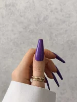 ناخن مصنوعی رنگی ساده راسا رنگ بنفش پررنگ گلدانی بلند براق