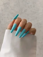 ناخن مصنوعی رنگی ساده راسا رنگ آبی پاستیلی گلدانی بلند براق