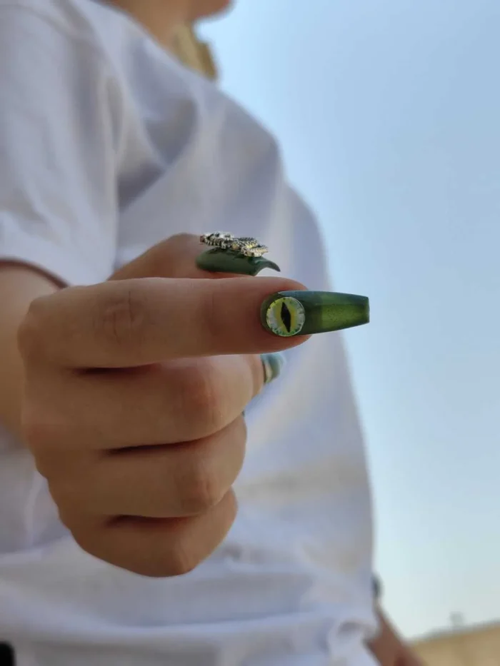 ناخن مصنوعی راسا رنگ سبز و مشکی طرح مار و چشم RSR1291 - Image 7