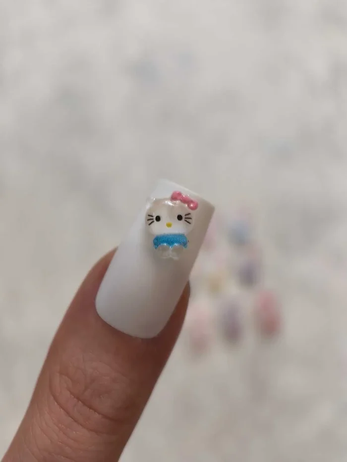 استیکر برجسته ناخن راسا طرح هلوکیتی رنگی