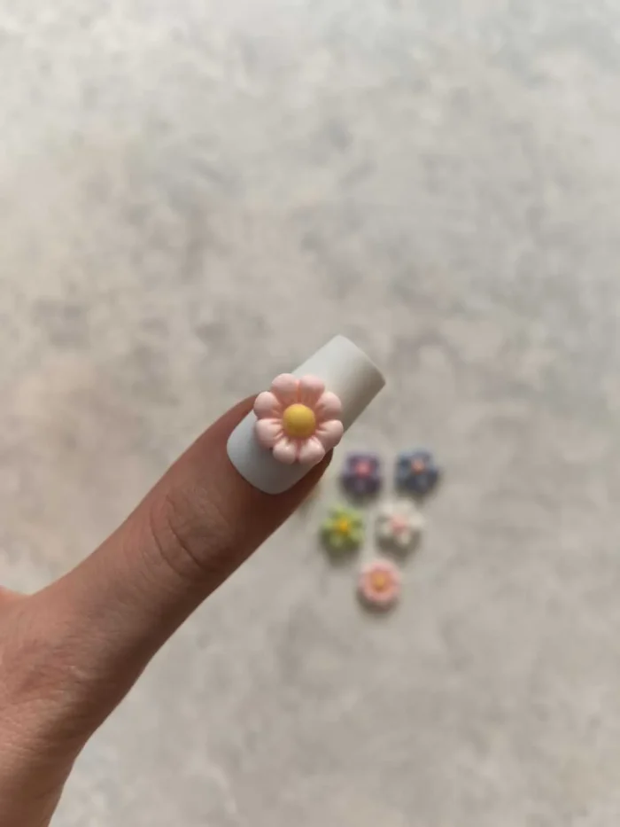 استیکر برجسته ناخن راسا طرح گل رنگی سیلیکونی مات