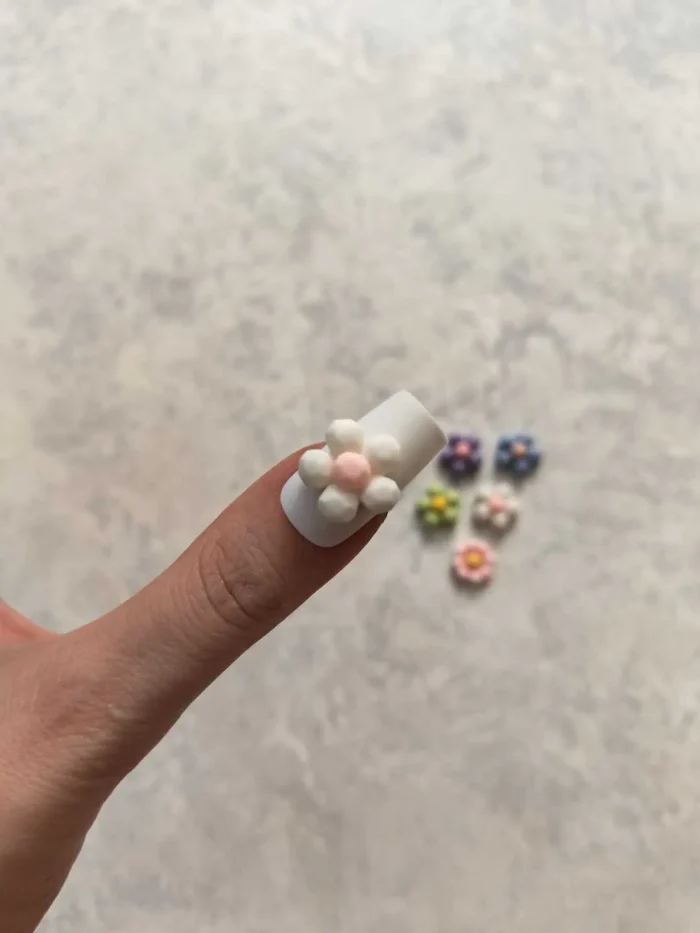 استیکر برجسته ناخن راسا طرح گل رنگی سیلیکونی مات