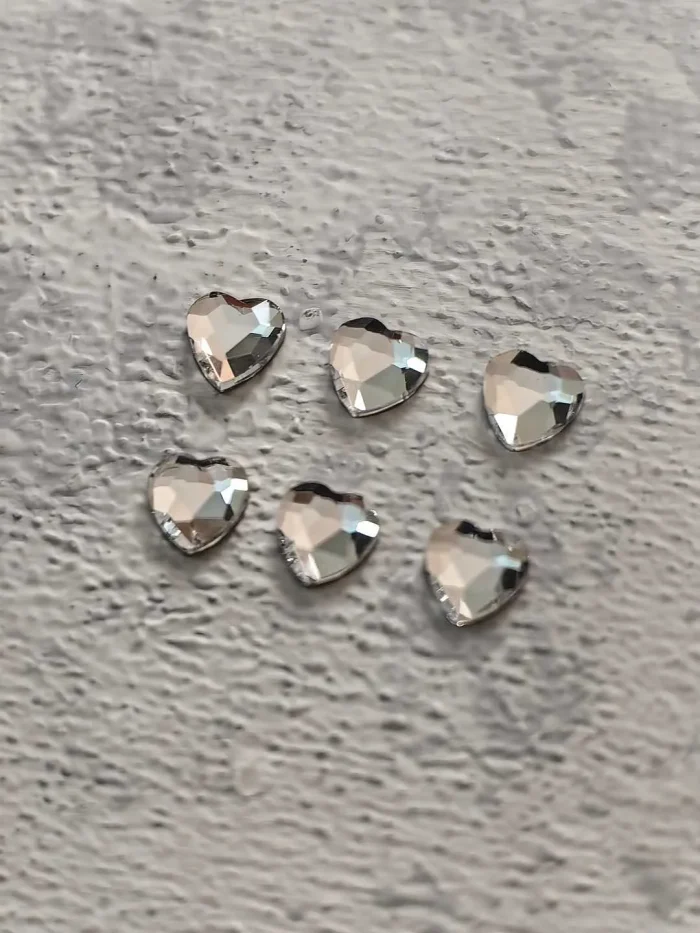 استیکر برجسته ناخن راسا طرح قلب کریستالی نقره ای