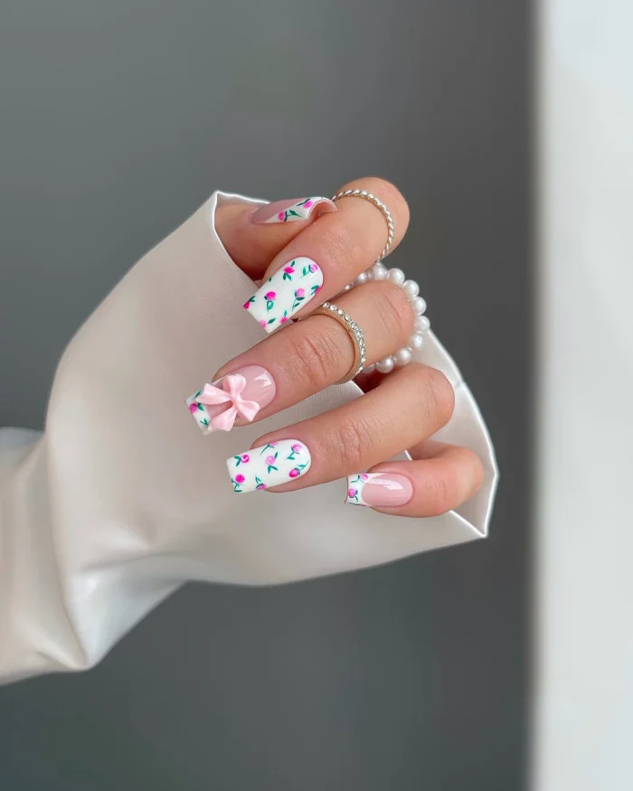 ناخن مصنوعی راسا طرح گل رز و فرنچ و پاپیون رنگ سفید و صورتی فرم مربع