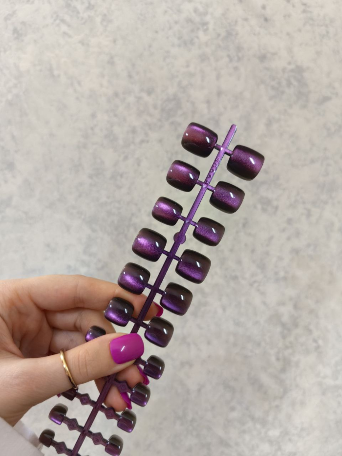 ناخن مصنوعی پا کریستالی کهکشانی رنگ بنفش