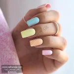 ناخن مصنوعی چندرنگ پاستلی شیری ساده و براق مربعی راسا - RSN0101