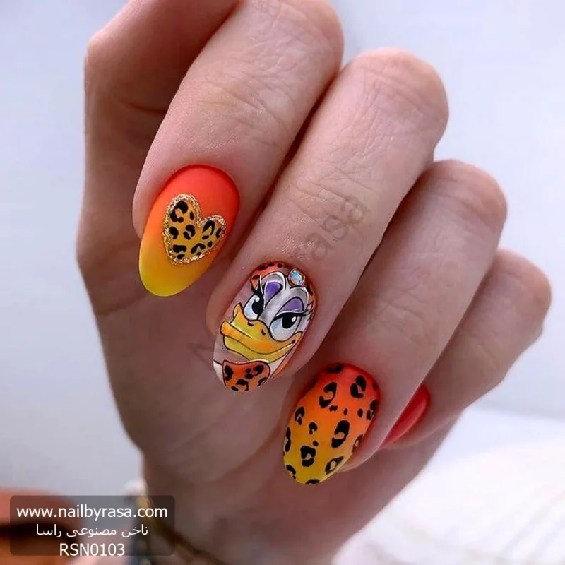 ناخن مصنوعی راسا با مواد کاشت