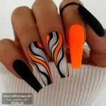 ناخن مصنوعی راسا مدل مشکی نارنجی خطی