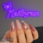 ناخن مصنوعی راسا مدل صورتی کالباسی طرح برگ