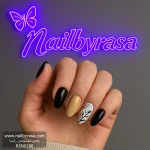 ناخن مصنوعی راسا مدل مشکی کرمی طرح مینیمال