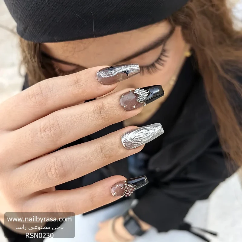 ناخن مصنوعی راسا مشکی نقره ای طرح قلب کد RSR83