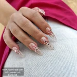 ناخن مصنوعی راسا مدل بیبی بومر صورتی متوسط طرح نگین دار