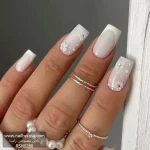 ناخن مصنوعی راسا طرح فرنچ و گل برجسته رنگ شیری سفید مناسب عروس
