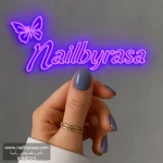 ناخن مصنوعی رنگی ساده راسا رنگ یاسی طوسی فرم مربع گرد کوتاه