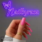 ناخن مصنوعی رنگی ساده راسا رنگ صورتی پاستیلی فرم مربع براق