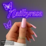 ناخن مصنوعی رنگی ساده راسا رنگ صورتی روشن فرم مربع براق