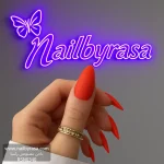 ناخن مصنوعی رنگی ساده راسا رنگ قرمز گوجه ای فرم بادامی مات