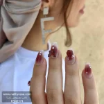 ناخن مصنوعی راسا رنگ زرشکی هلویی بیبی بومر طرح گل و پروانه RSR632