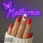 ناخن مصنوعی راسا طرح قلب و خط بربری رنگ قرمز و سفید فرم مربع