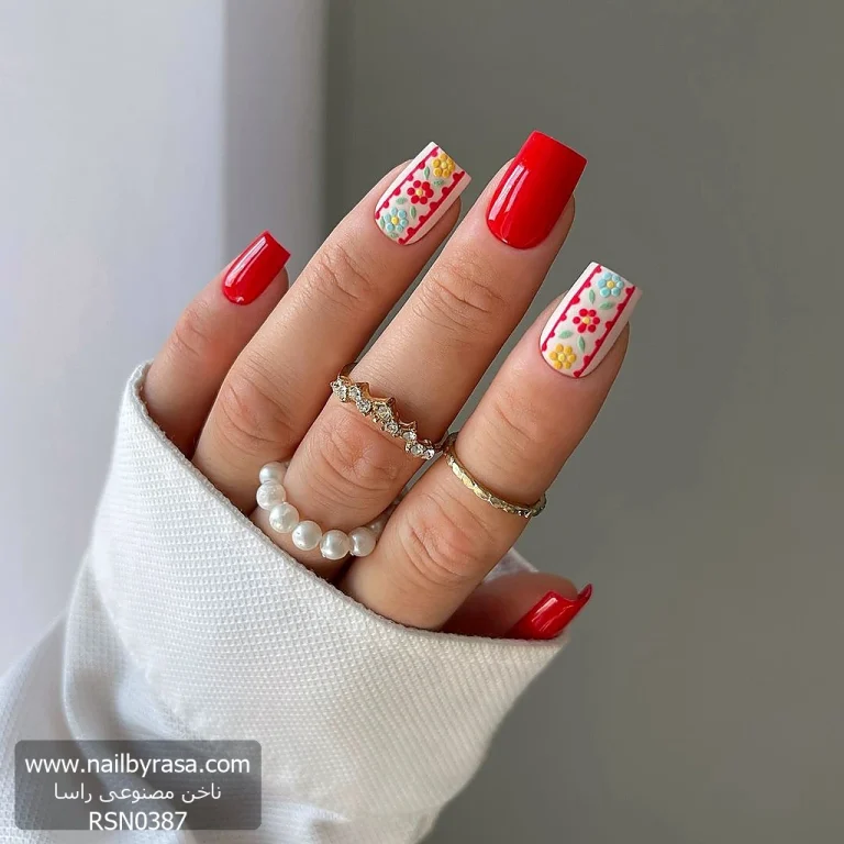 ناخن مصنوعی راسا طرح گل سنتی رنگ قرمز و هلویی فرم مربع