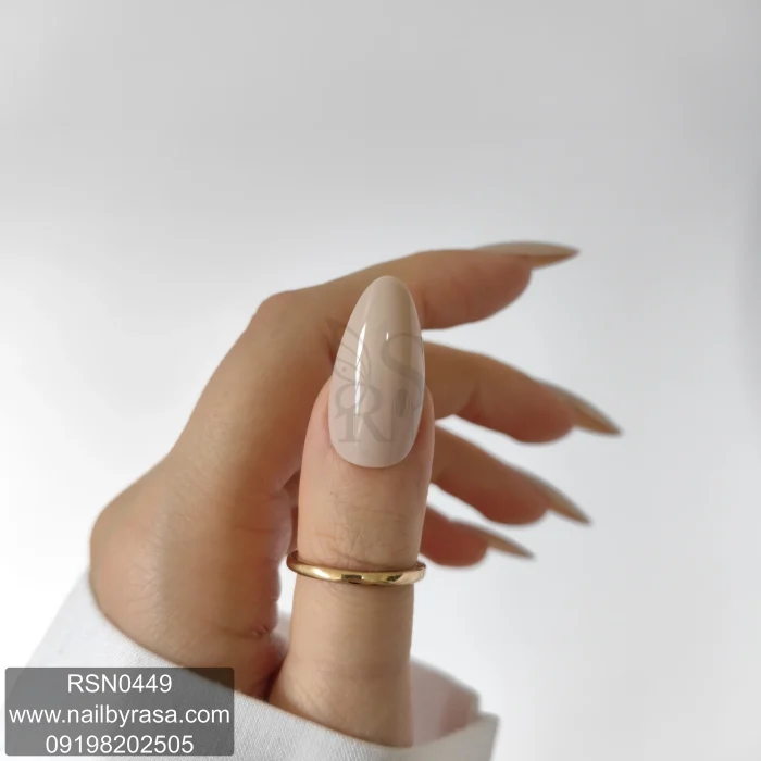 ناخن مصنوعی راسا فرم بادامی رنگ کرمی روشن براق (نود کلاسیک) مدل RSN0449