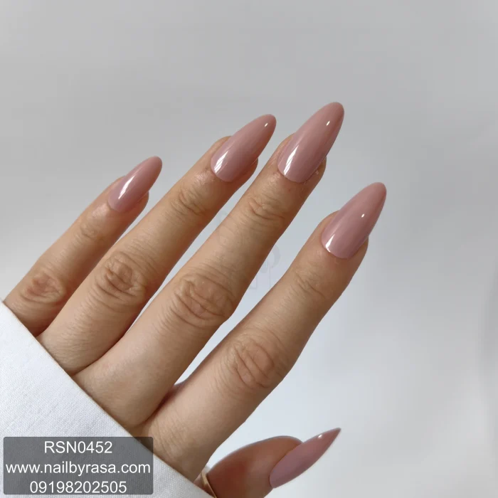 ناخن مصنوعی راسا فرم بادامی رنگ نود طبیعی براق (طرح سالنی) مدل RSN0452