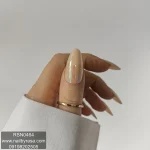 ناخن مصنوعی راسا فرم بادامی رنگ کرمی شاین براق صدفی مدل RSN0464