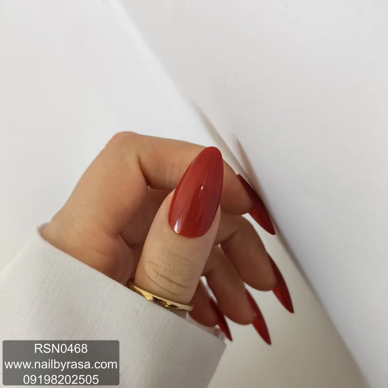 ناخن مصنوعی راسا فرم بادامی رنگ قرمز کلاسیک براق مدل RSN0468
