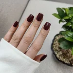 ناخن مصنوعی راسا فرم مربع رنگ قرمز زرشکی براق