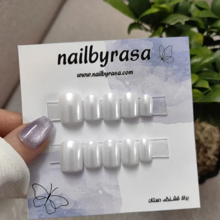 ناخن مصنوعی راسا فرم مربع رنگ شیری کروم